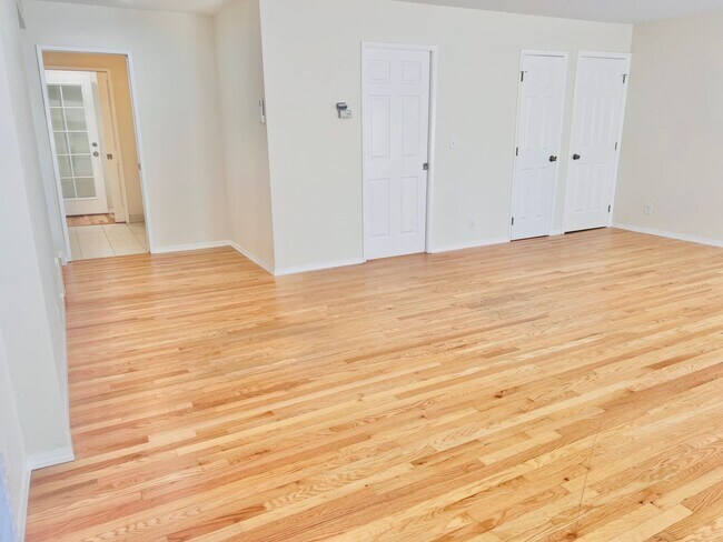 Building Photo - Must See Stunning Updated 3BR/2BA Home Available Now!