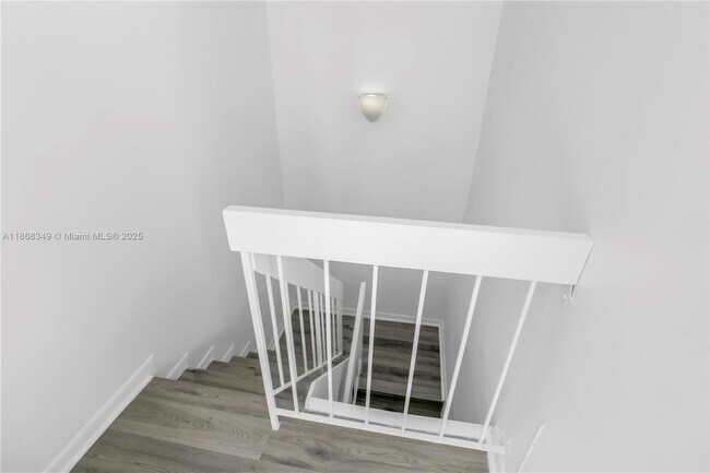 Building Photo - 3827 NE 166th St