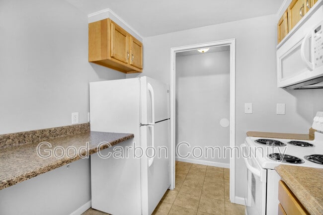 Building Photo - 309 Beattie Ave