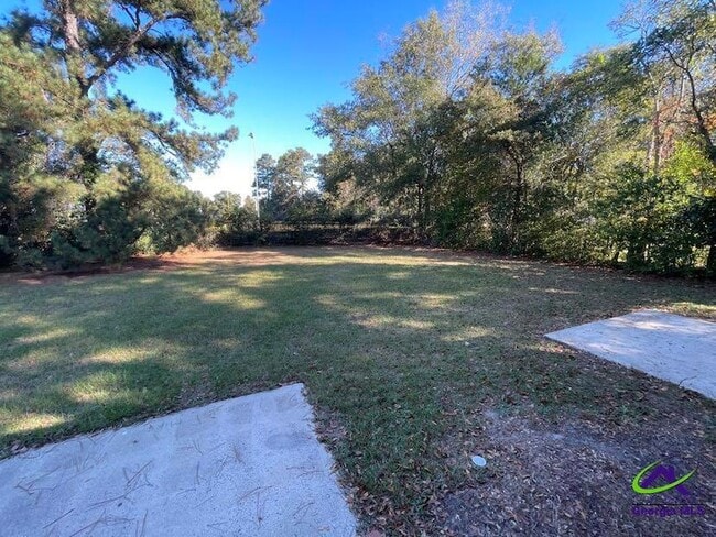 Building Photo - 111 Nix Way