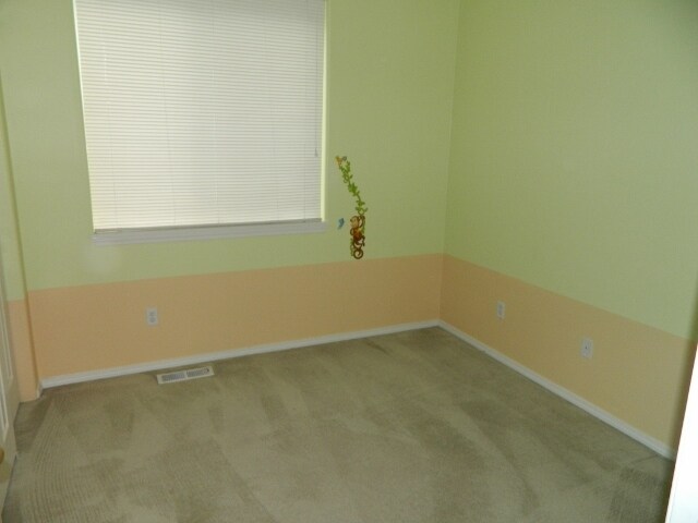 Building Photo - 15392 NW Dane Ln