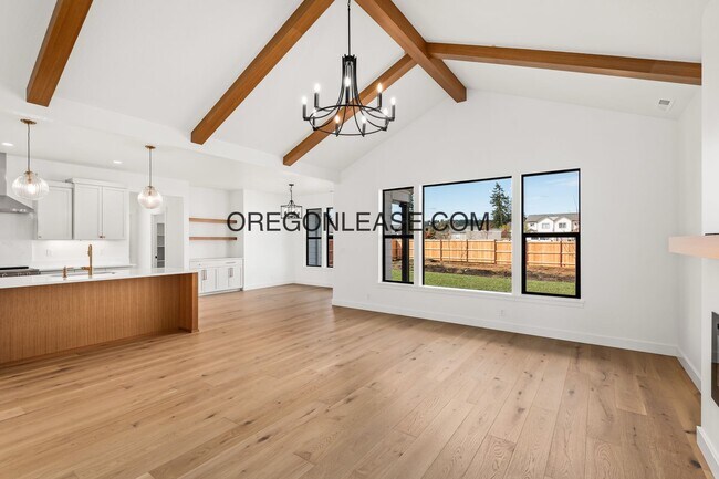 Building Photo - Gorgeous New Construction in Brand New Veneta Subdivision