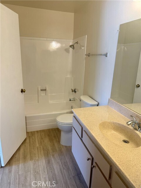 Building Photo - 9385 Mesa Verde Dr