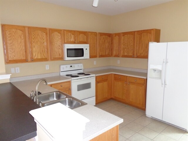 Building Photo - 8312 Ainsworth St