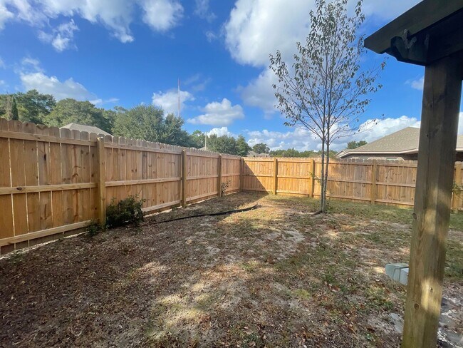 Building Photo - Beautiful 3BR/2BA Home in Rustic Ridge - Minutes from NAS Whiting Field