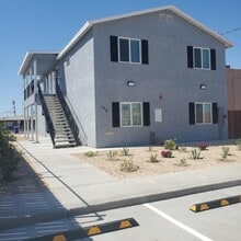 Building Photo - 172 W Alamo St