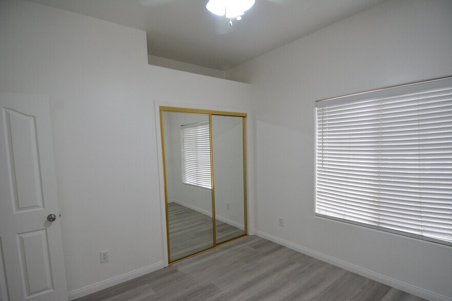 Building Photo - 5115 Snowdrift Ct