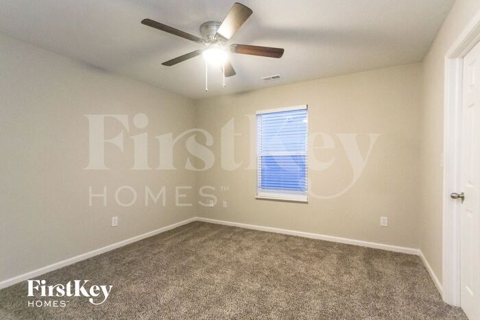 Building Photo - 7715 Firecrest Ln