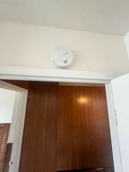 Building Photo - 4203 Doris Ave