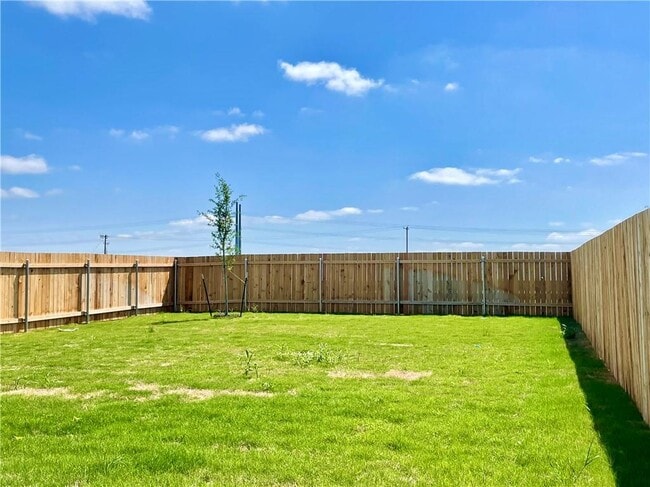 Building Photo - 118 Canley Lp