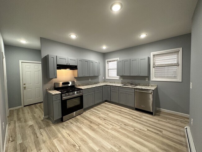 Building Photo - 212 Inslee Pl, Elizabeth NJ