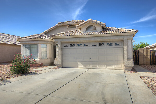 Primary Photo - 3Bed/2Bath House at Greenway/Litchfield! J...