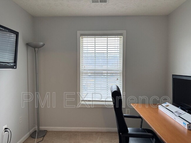 Building Photo - 5861 E Boniwood Turn