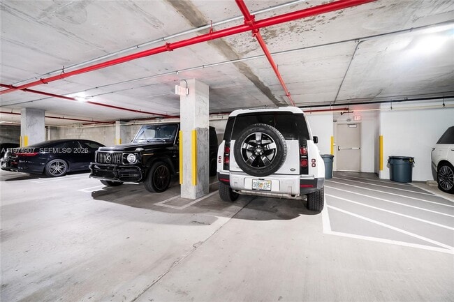 Building Photo - 2900 NE 7th Ave