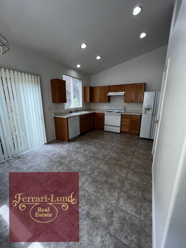 Building Photo - ?? Home in the Vistas in East Sparks- Kay DeAlba Property!! ??