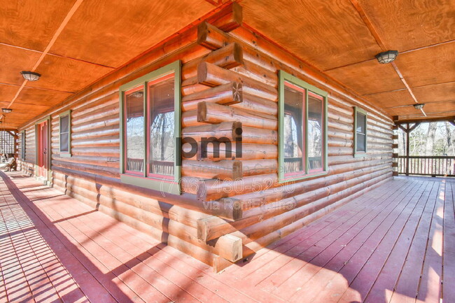 Building Photo - 461 River Estates Rd