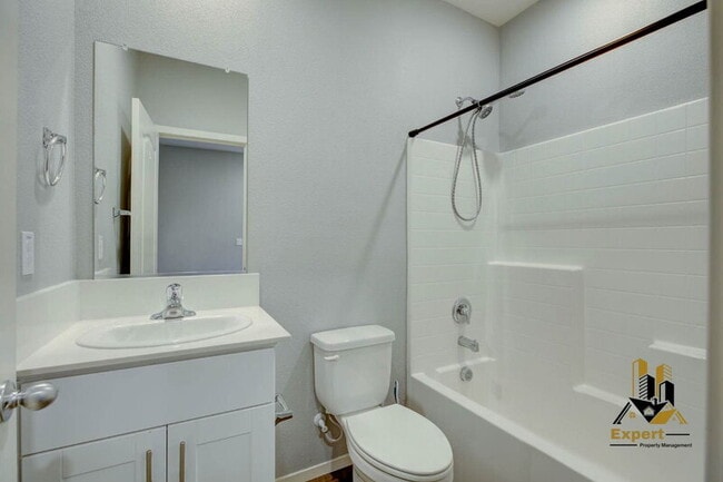 Building Photo - 6048 Emerald Park Ln