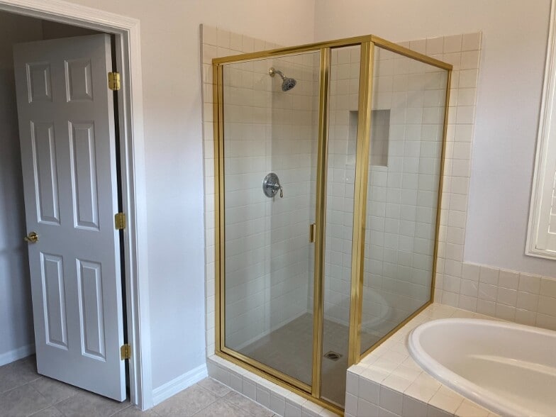 Building Photo - 43 Braelinn Dr