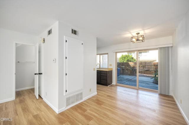 Building Photo - 1534 Eland Ln