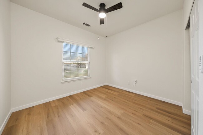 Building Photo - Updated 3-Bed 2 Bath Home – New Kitchen, Flooring & More! $3,400/mo