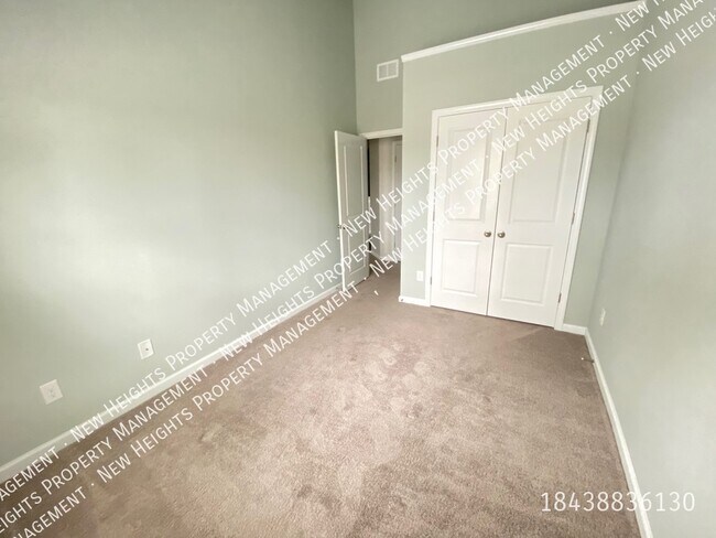 Building Photo - Adorable Townhome in Cane Bay!