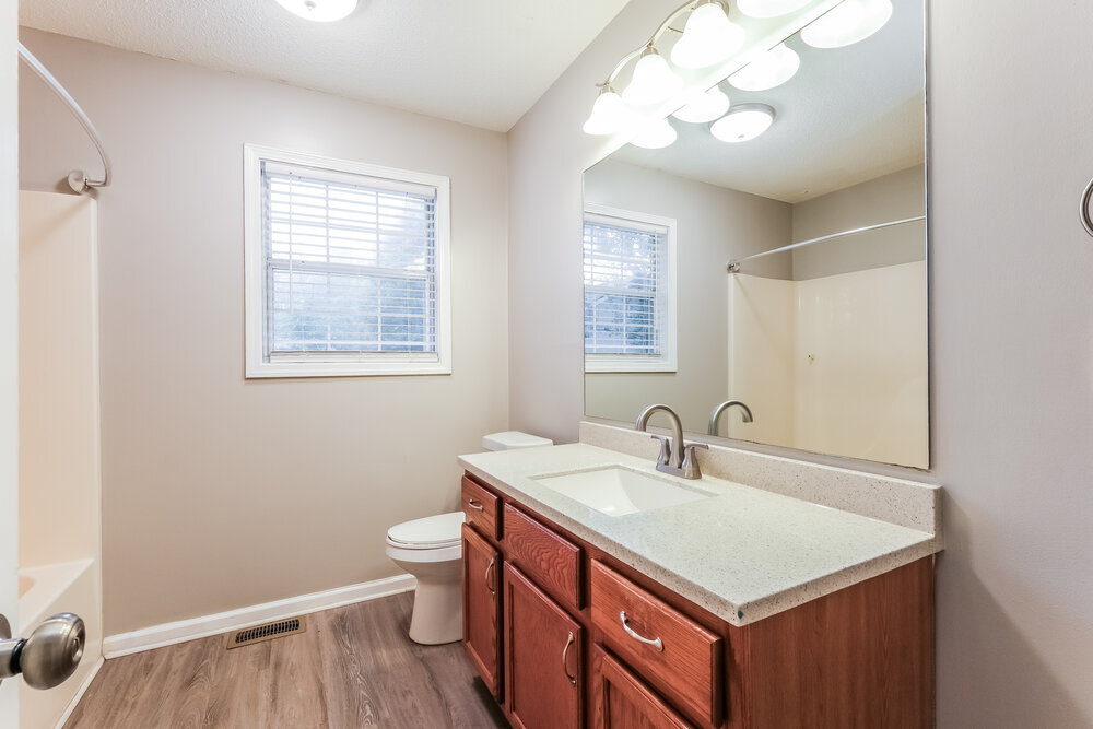 Building Photo - 426 Ivy Crest Dr