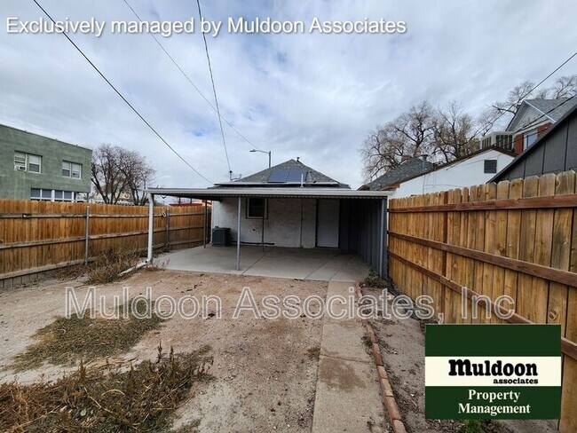 Building Photo - 1301 Cypress St