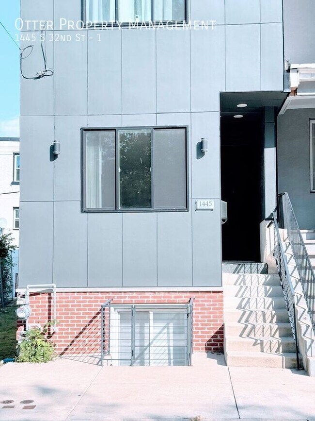 Building Photo - 1445 S 32nd St