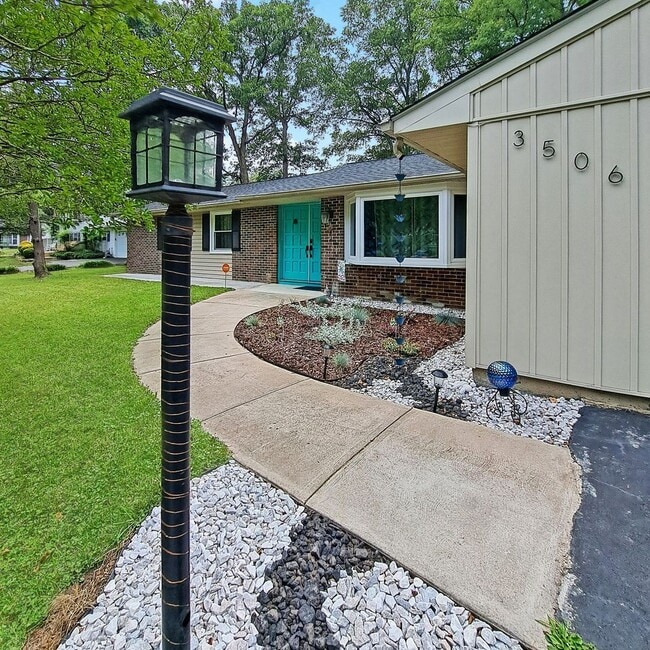 Building Photo - 3506 Lisa Ln