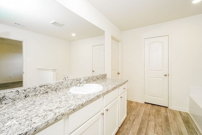 Building Photo - 2850 Citron Garden