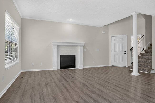 Building Photo - 15914 W 91st Terrace