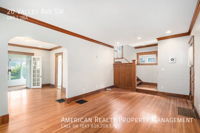 Building Photo - 20 Valley Ave SW