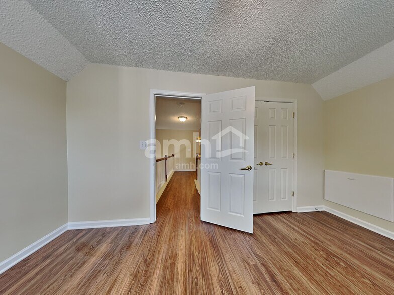 Building Photo - 12528 Cardinal Point Rd