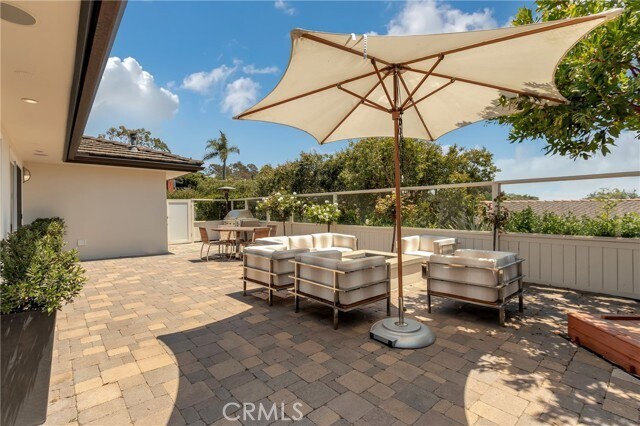 Building Photo - 2897 Chateau Way