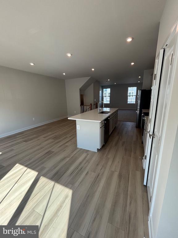 Building Photo - 4362 Southerby Dr