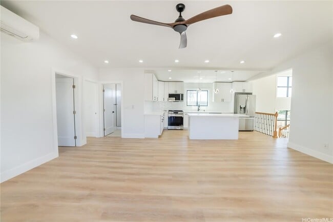 Building Photo - 1091 Pu?u ?Alani Way