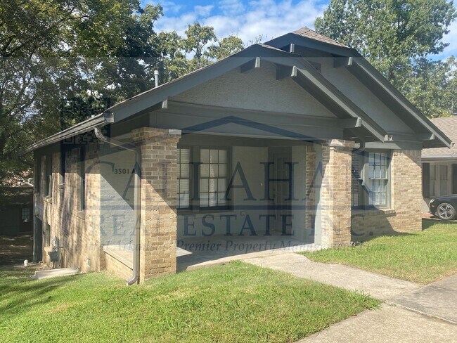 Primary Photo - Hillcrest 2 Bedroom Bungalow