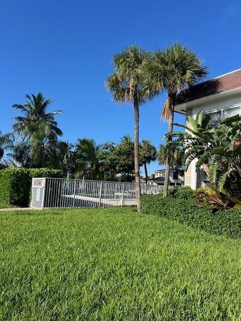 Building Photo - 201 SE 6th Ave