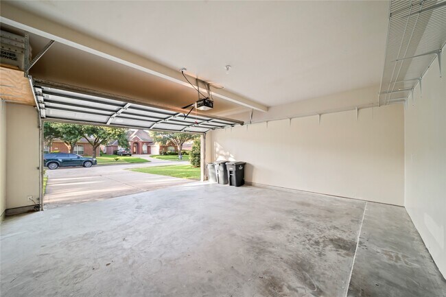 Building Photo - 22519 Diamond Shore Ct