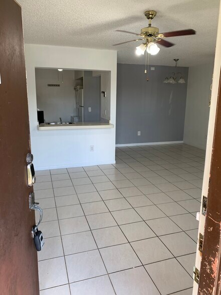 Building Photo - 14867 SW 104th St