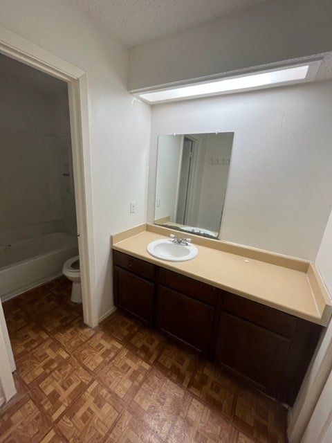 Building Photo - 2214 Capitan Dr