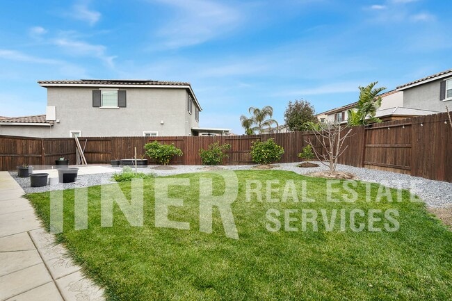 Building Photo - 7049 Star Trail Wy