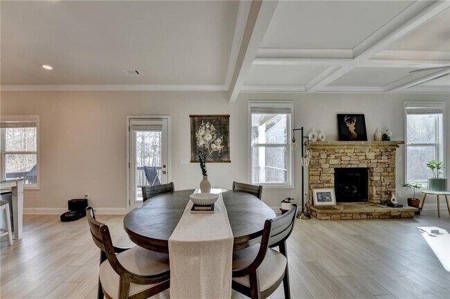 Building Photo - 1561 Branthaven Ln