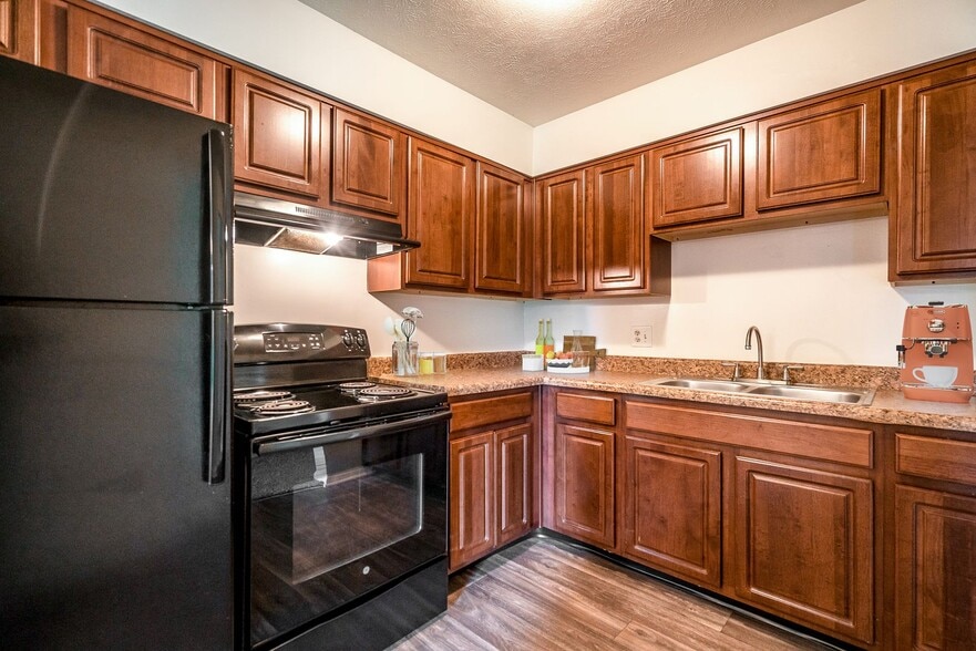 Interior Photo - Cambridge Apartments