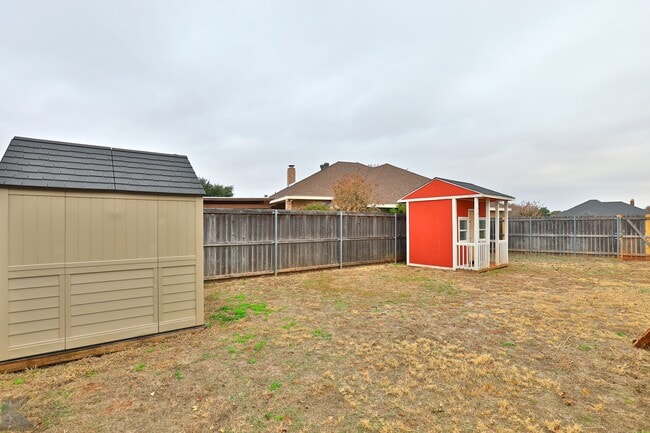 Building Photo - 7125 Sable Cir