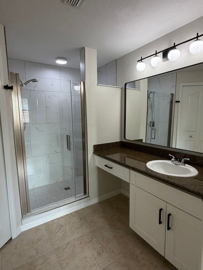 Building Photo - 12965 Positano Cir