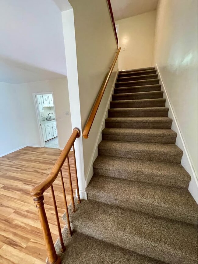 Building Photo - 4917 Artcrest Dr