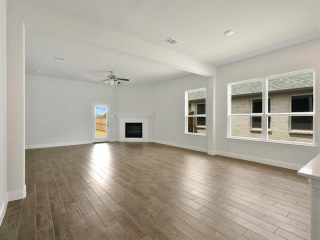 Building Photo - 505 Parrino Pky