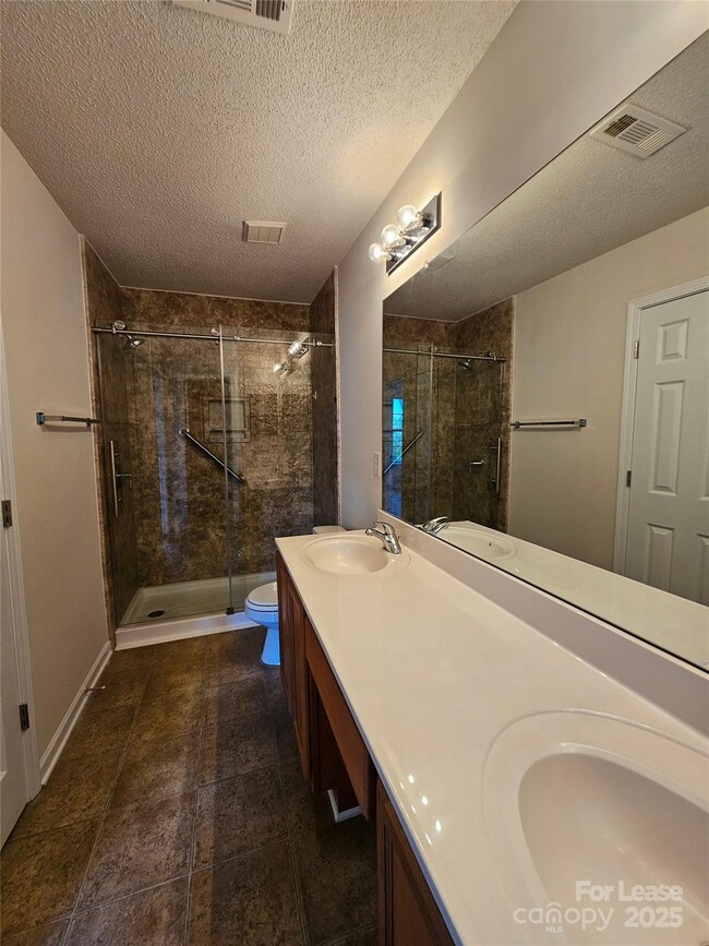 Building Photo - 12340 Honey Hill Ln