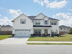 Building Photo - 65 Thorp Circle